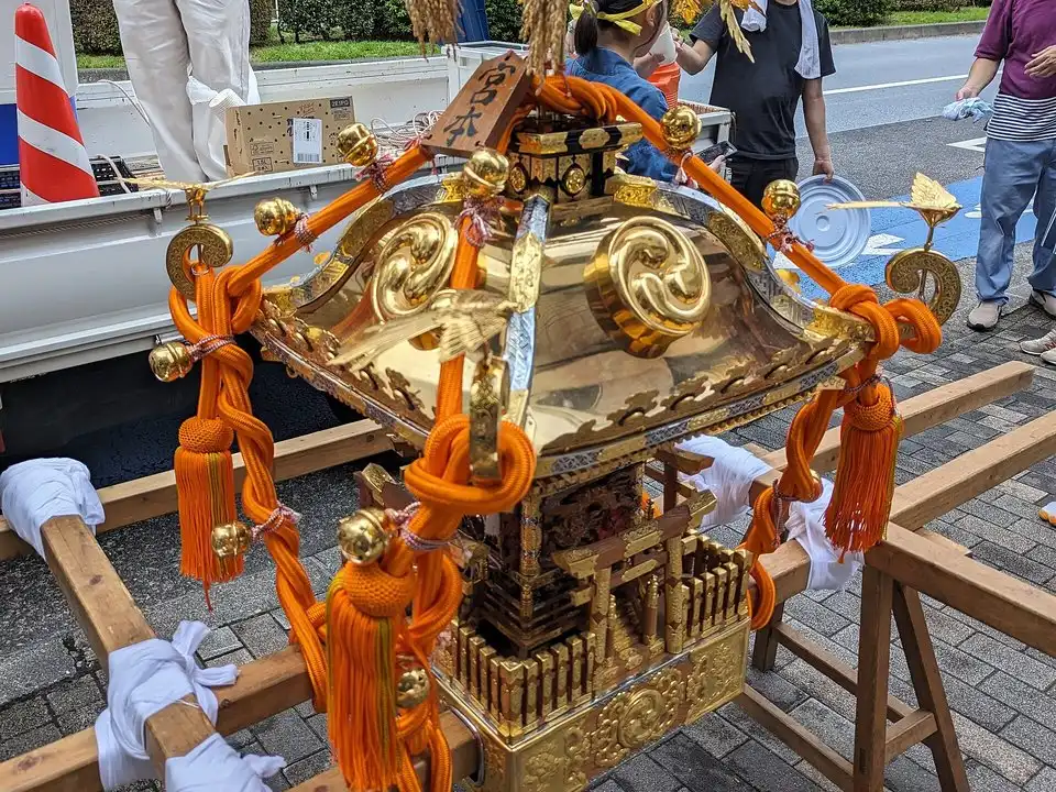 大正 14 年新調の神輿（イメージ写真）